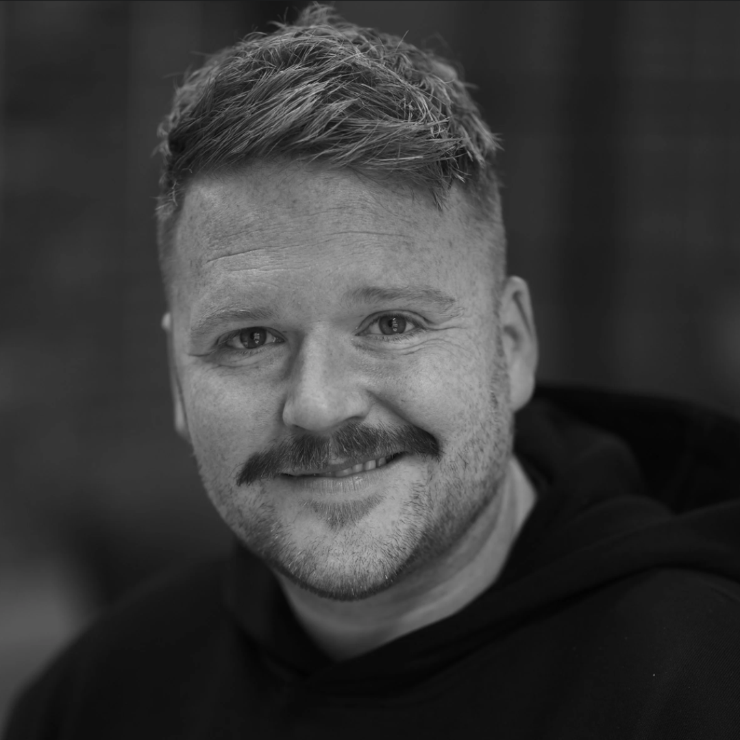 Andrew Tully